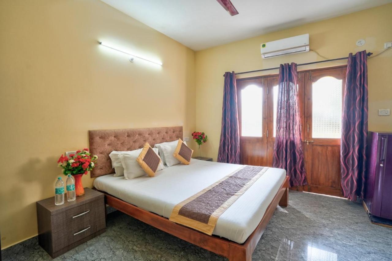 Golden Studio Apartment Goa Calangute Exterior foto